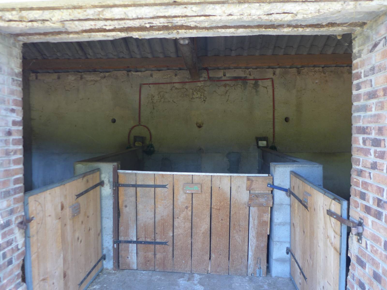 Entre Vaucluse et Drôme Provençale Propriété restaurée avec installations equestres Elements anciens conservés, Idéale pour des chevaux -  Prix nous consulter