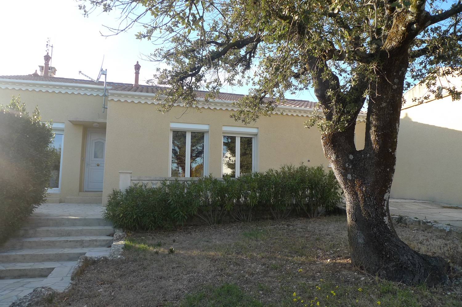 Charmante villa dans un village perché de la Drôme Provençale