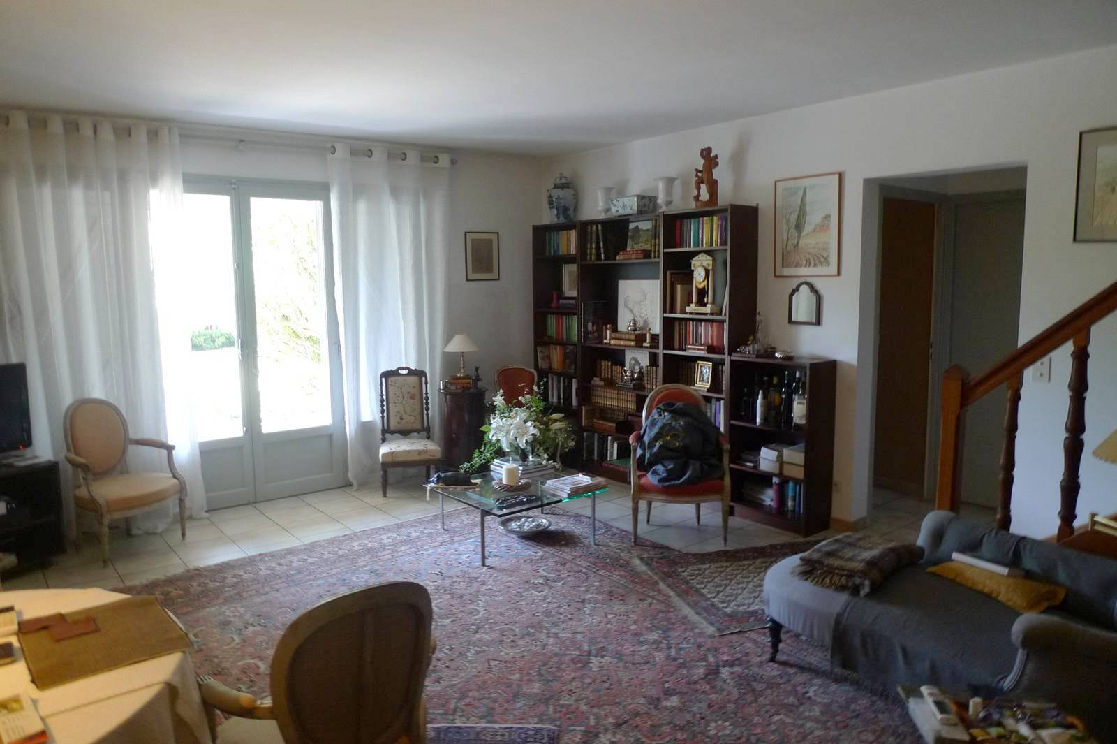 A vendre villa avec grande pièce à vivre à Saint Paul Trois Châteaux