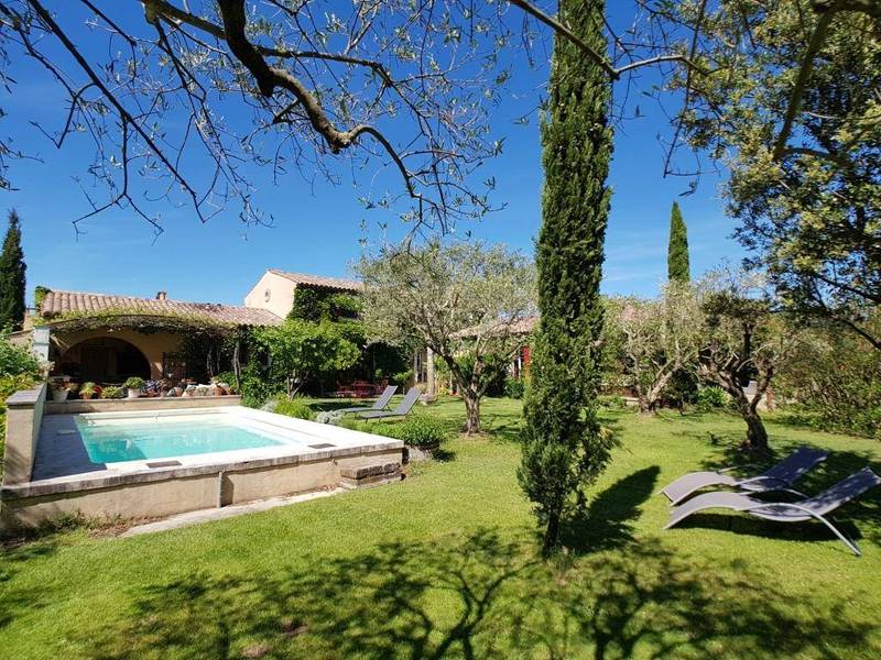 Proche Grignan villa de charme avec gite et piscine sur un terrain de 3000m². A ETE VENDUE PAR NOS SOINS   - Ref: 4103RV