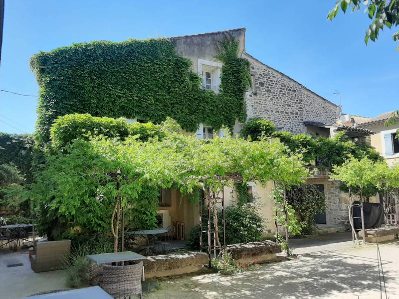 Maison de village avec extérieurs Drôme Provençale