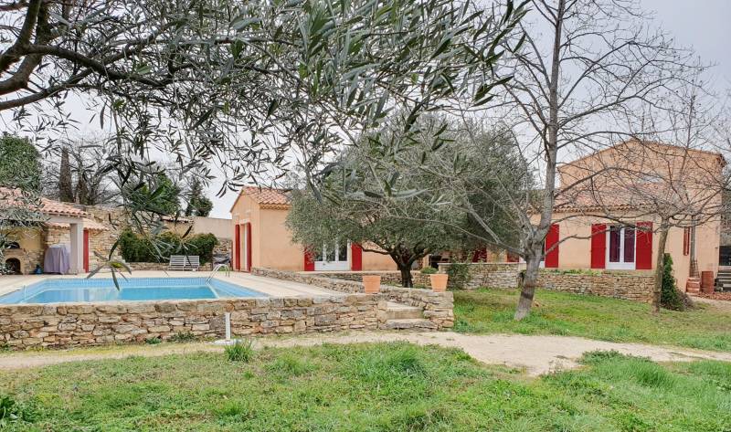 A vendre , Secteur Sud Gard très jolie villa 4 ch, piscine  gîte indépendant
