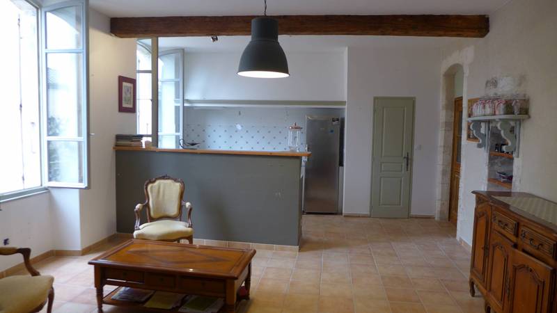 A vendre, Appartement rénové, T2 de 62m², au coeur d'un village de la Drôme Provençale