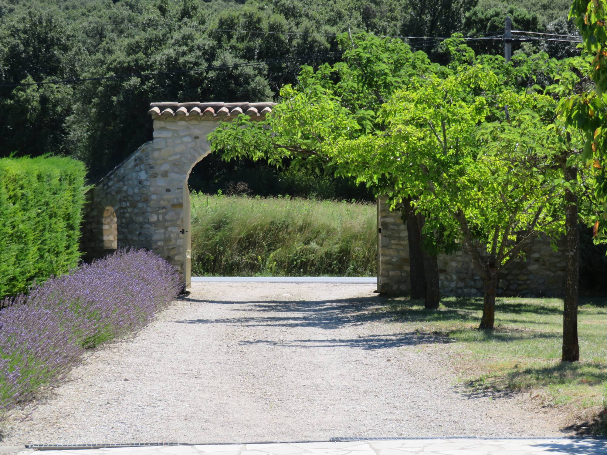La Roche Saint SECRET maison exceptionnelle, habillée en pierres VENDU par nos soins