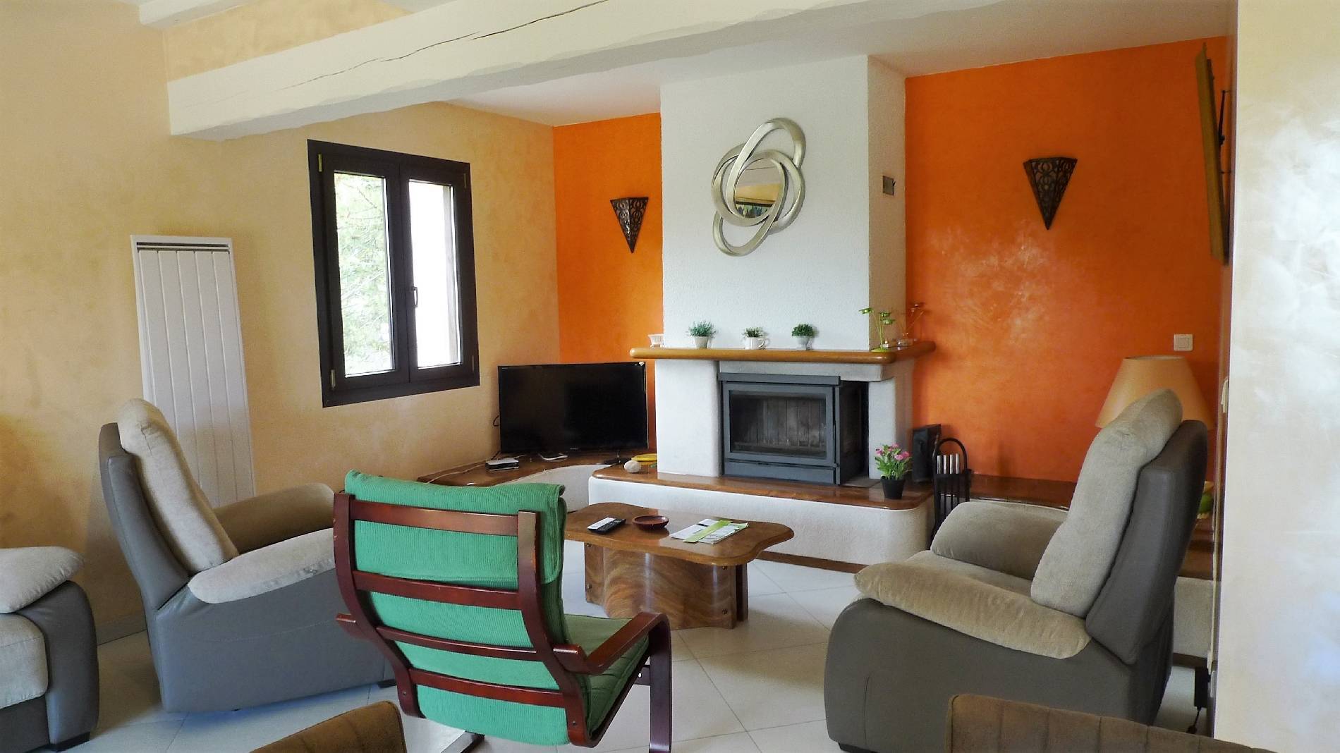 A vendre belle Villa avec piscine, vue dégagée entre Dieulefit et Grignan