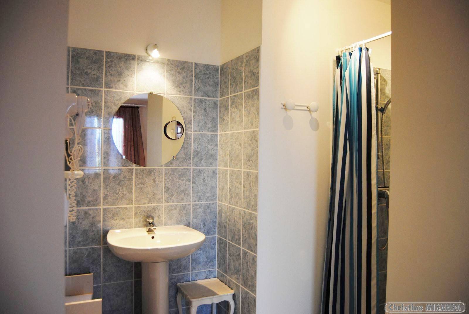 Villa avec gîte et piscine chauffée - à 10 km de Nyons  MIRANDA IMMOBILIER