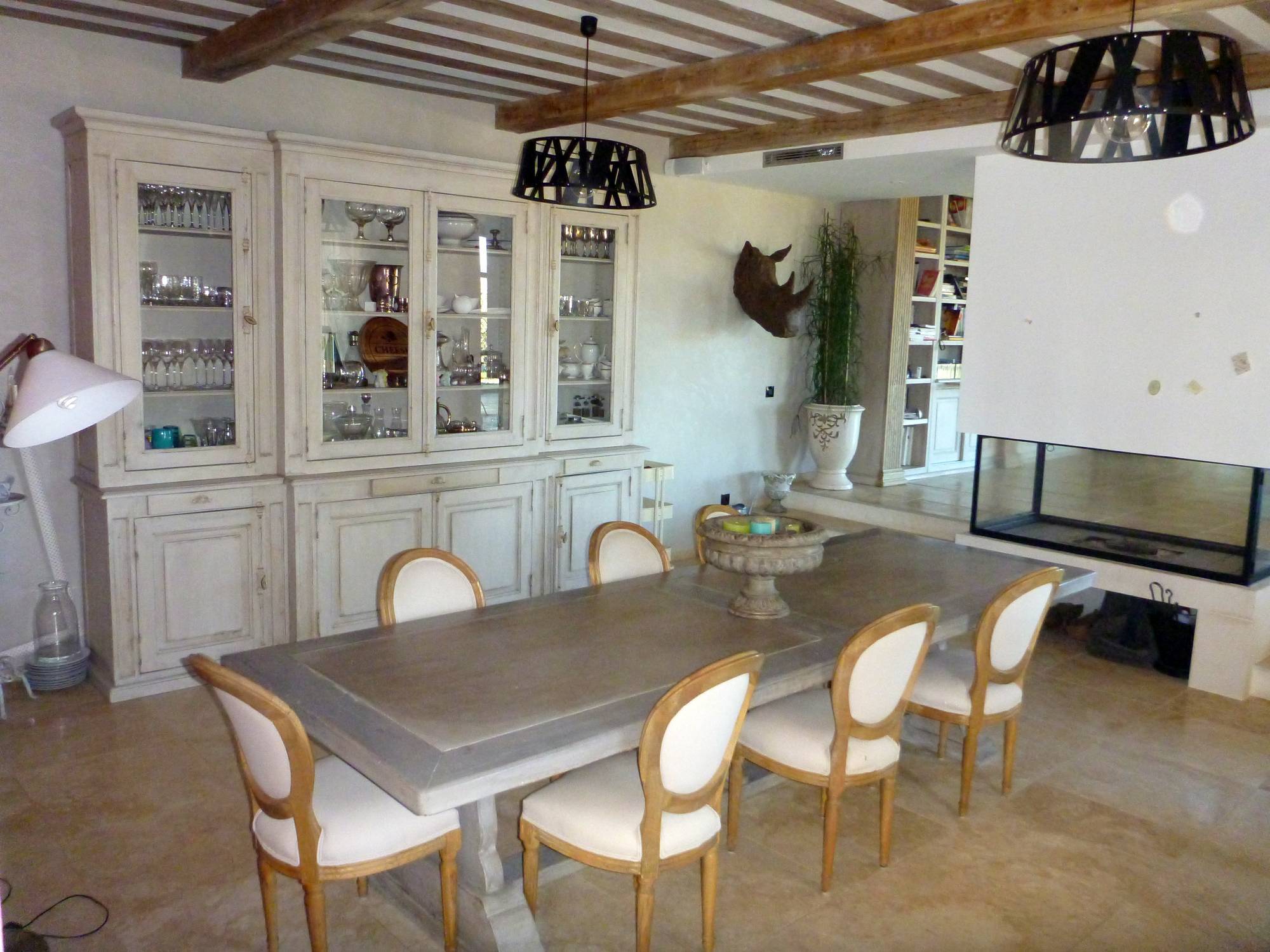 Propriété de caractère,  Vue sur les dentelles et le Mont Ventoux