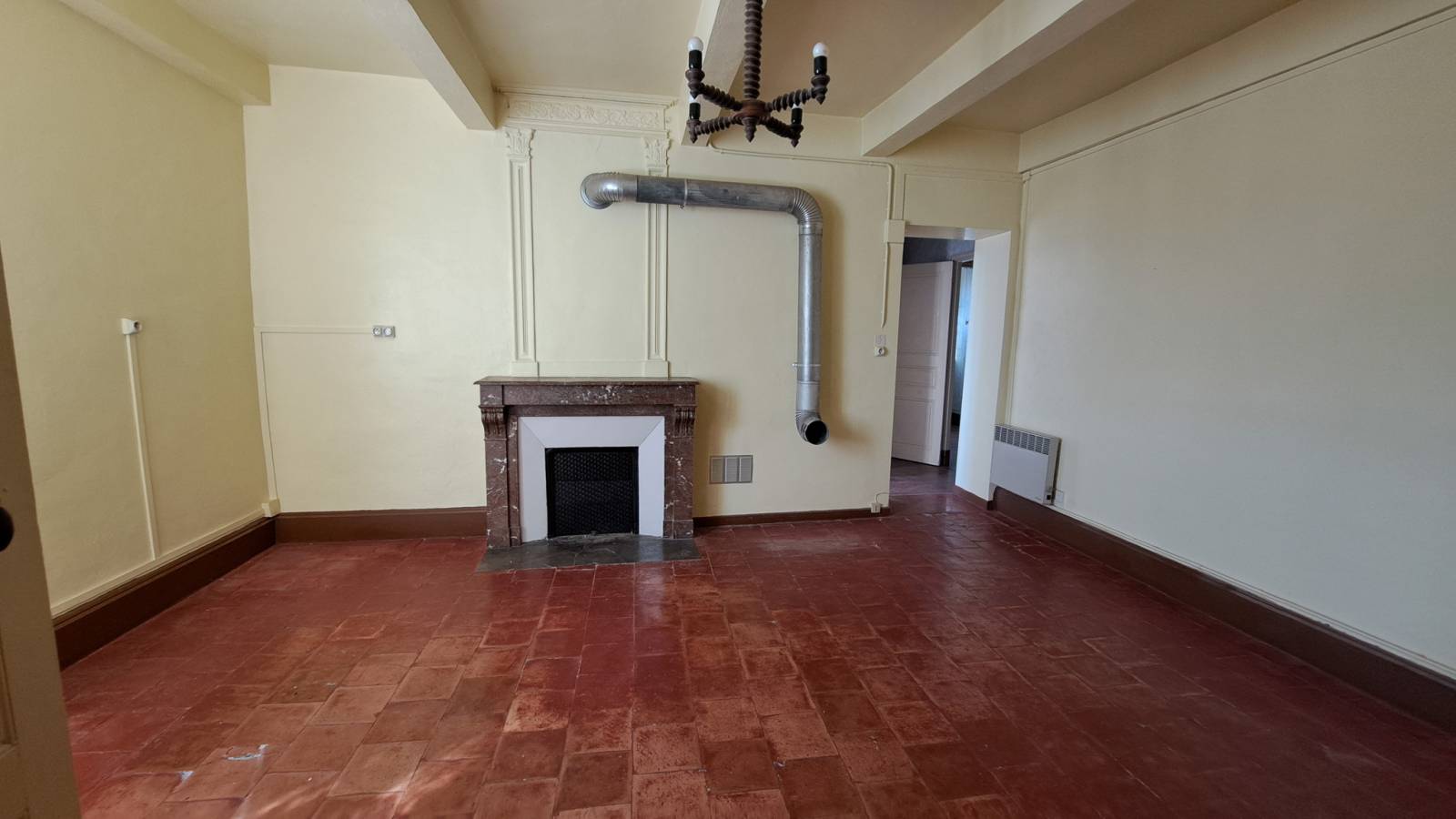 Très jolie propriété à rénover, St Just d'Ardeche Sud Ardèche 