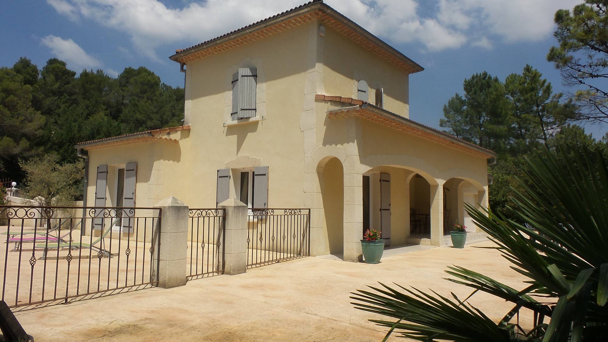 Villa non isolée,  Suze la Rousse VENDUE PAR MIRANDA IMMOBILIER