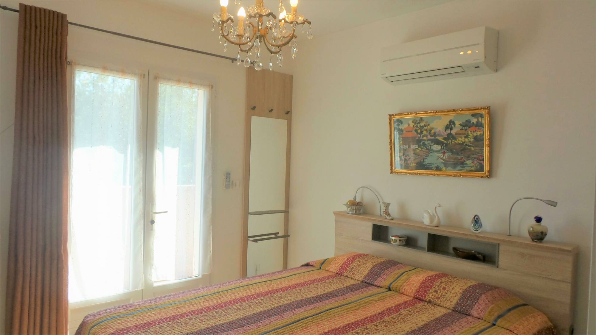 A vendre secteur Grignan,  dans quartier calme et résidentiel, très jolie villa 