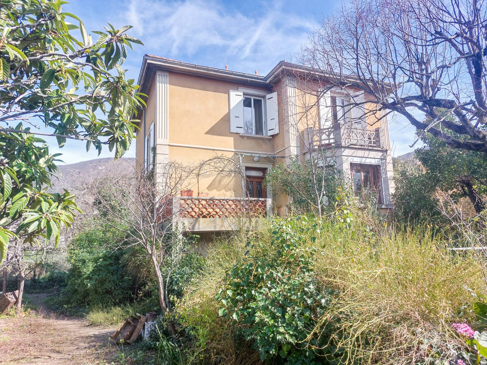 EXCLUSIVITÉ -  Maison de ville Nyons travaux à prévoir 