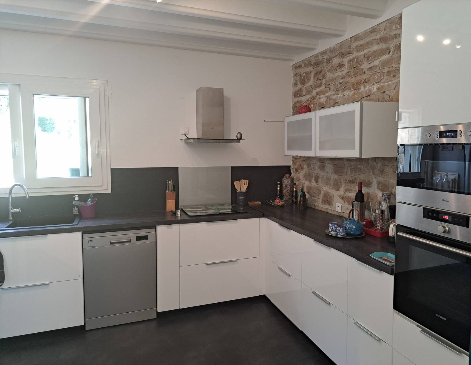 Réf 4195 -Maison en pierres dans bel environnement SAINT ALEXANDRE  