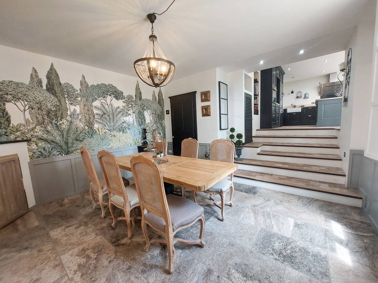 Réf 4219 - A vendre une propriété d'exception Montélimar Sud  