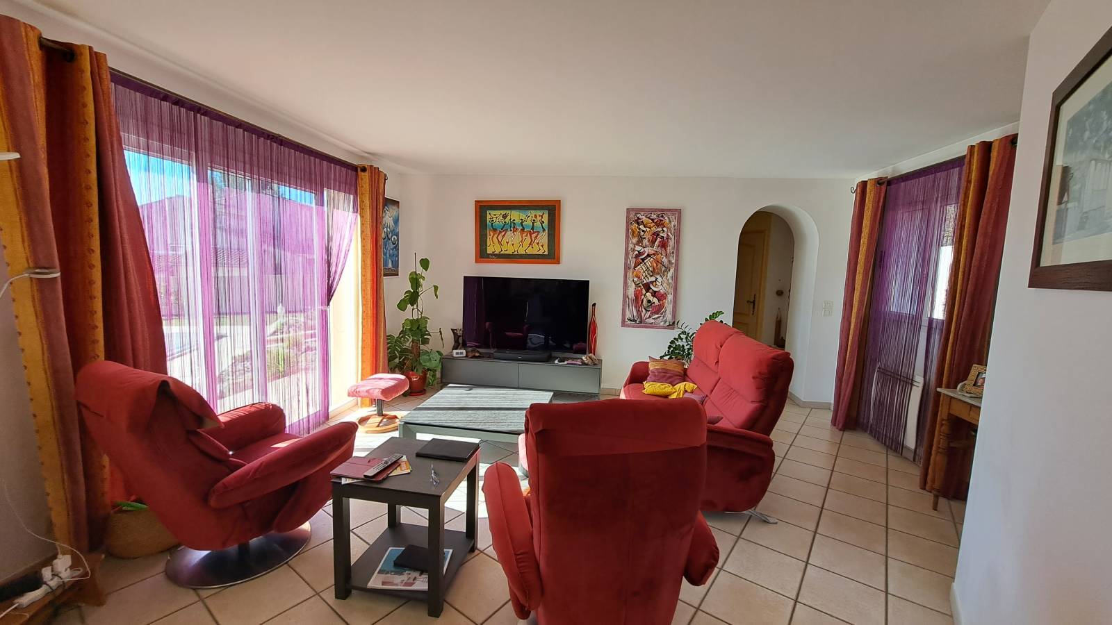 réf 4244- Villa de plain pied avec piscine BOURG SAINT ANDEOL  