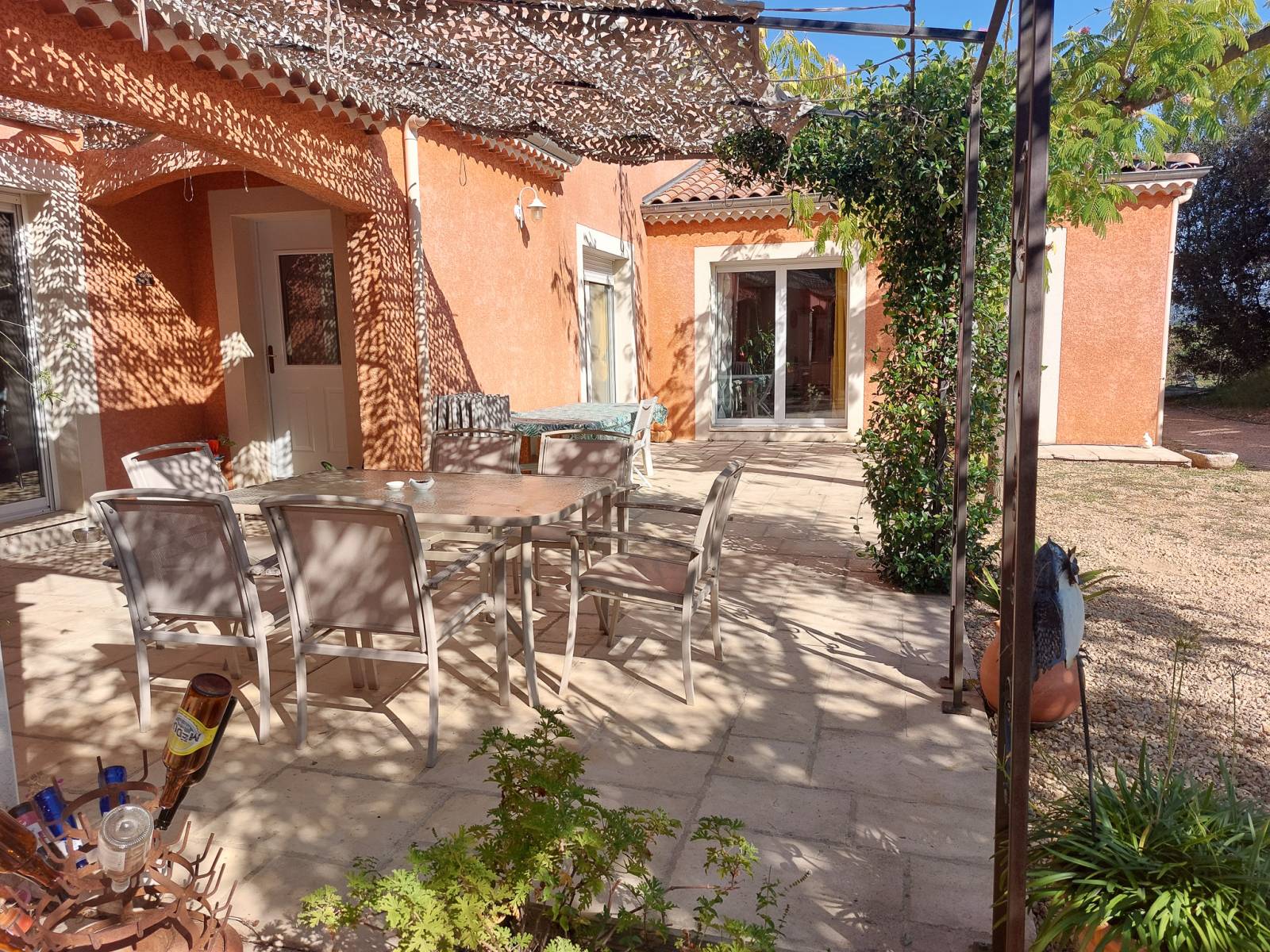 Réf 4245- A vendre villa dans bel environnement SUZE LA ROUSSE  