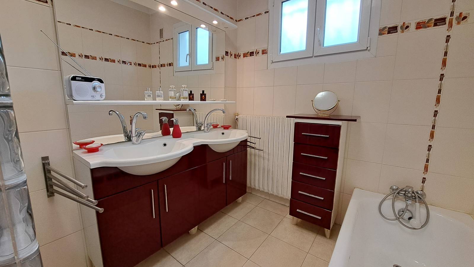 Maison de plain pied ST PAULET DE CAISSON  