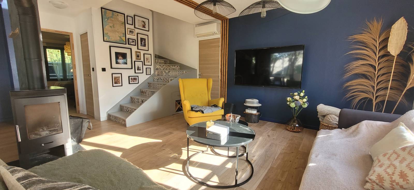 Villa rénovée avec piscine   - REF 4274RV