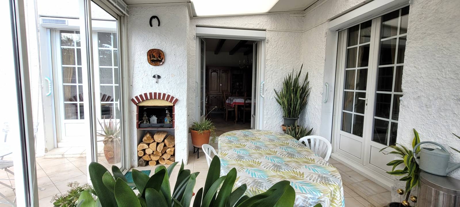 Maison de plain pied avec jardin et garage PIERRELATTE Proche centre ville 