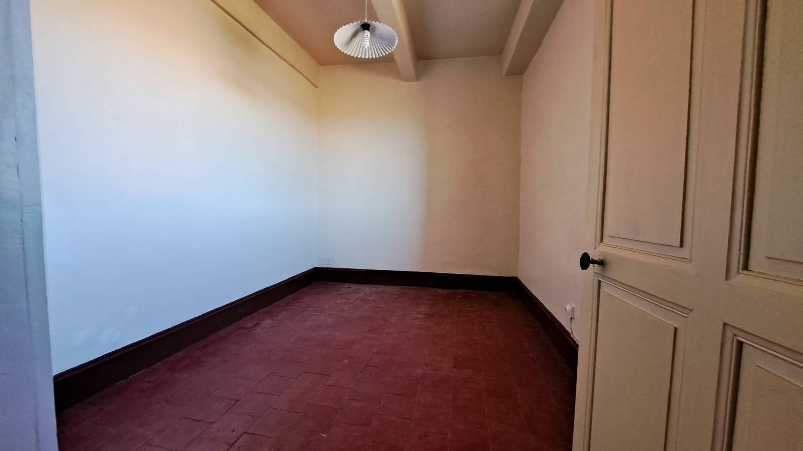 Très jolie propriété à rénover, St Just d'Ardeche Sud Ardèche 