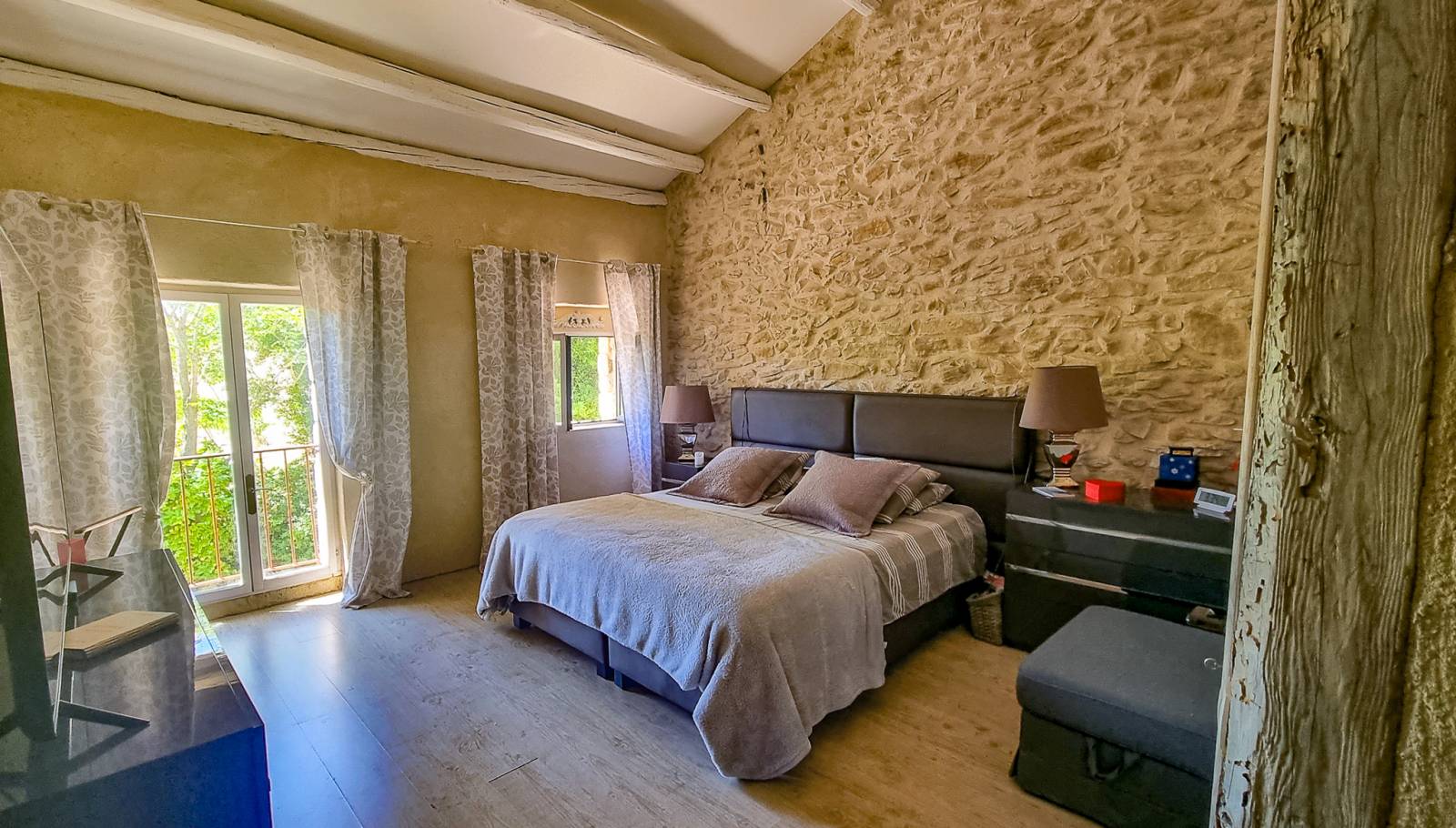 A vendre Mas Provencal , Suze la Rousse en campagne Piscine chauffée