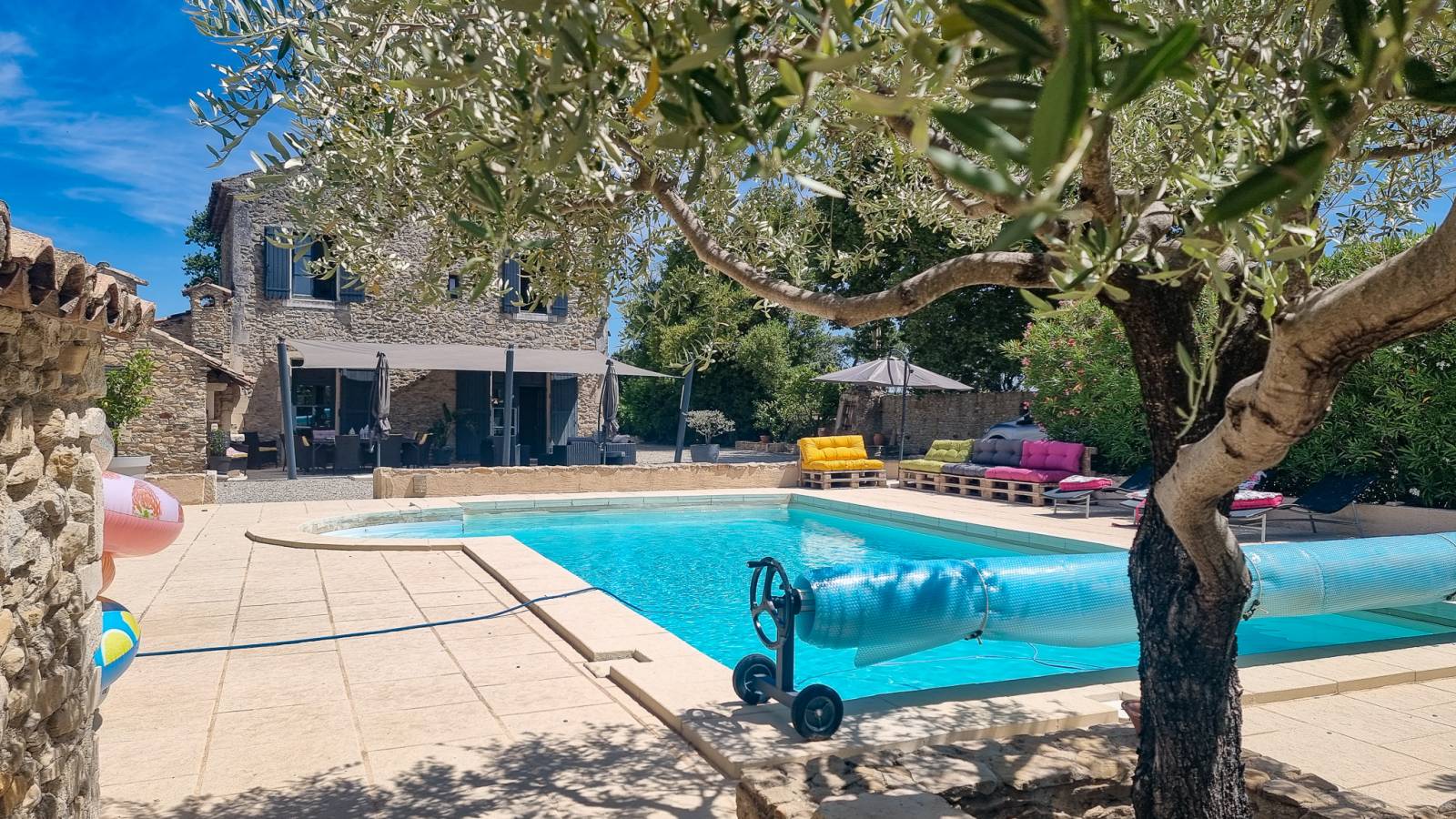 Acheter un Mas provencal avec piscine chauffée en drôme provencale