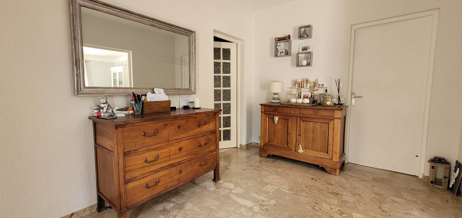 A vendre maison de plain pied avec piscine. Terrain 2885m² PIERRELATTE Campagne 