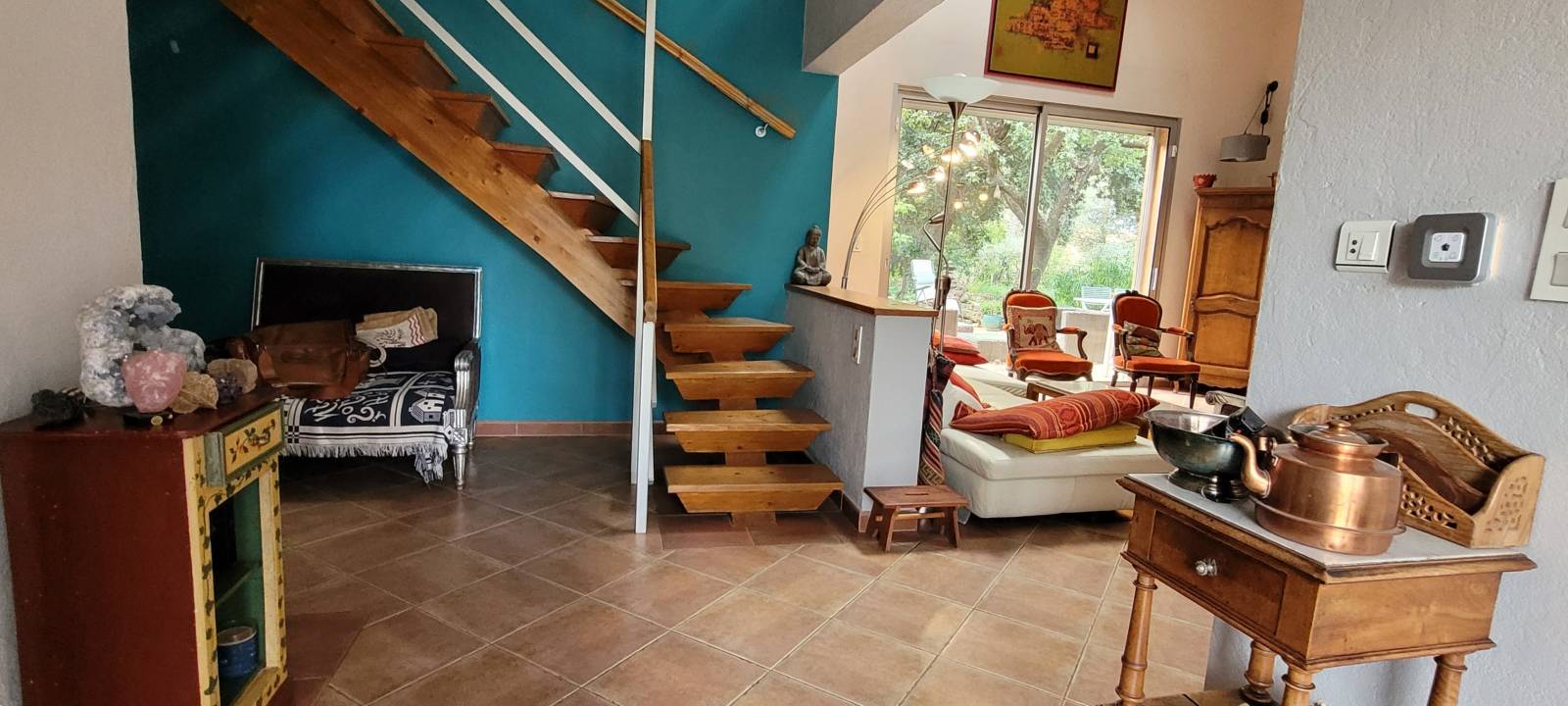 Maison à vendre de 236m² à Bollene quartier résidentiel gîte et piscine