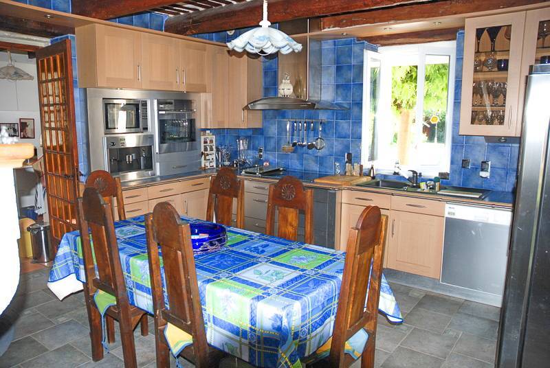   Haut Vaucluse, belle propriété en pierres  COMPROMIS SIGNÉ PAR NOS SOINS