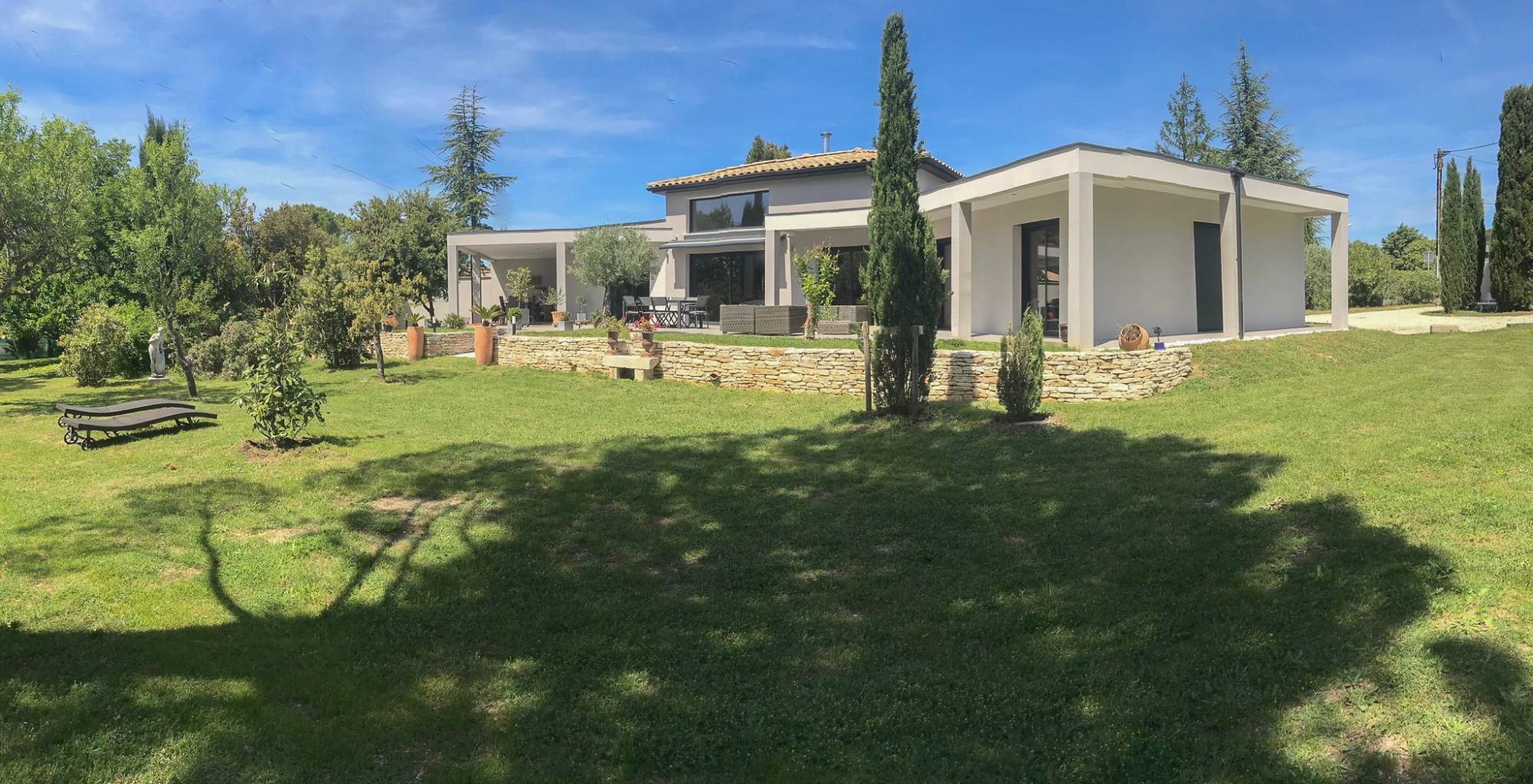 Maison contemporaine à vendre 84500