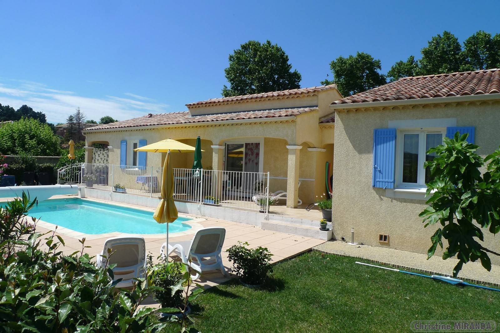 Villa avec gîte et piscine chauffée - à 10 km de Nyons  MIRANDA IMMOBILIER