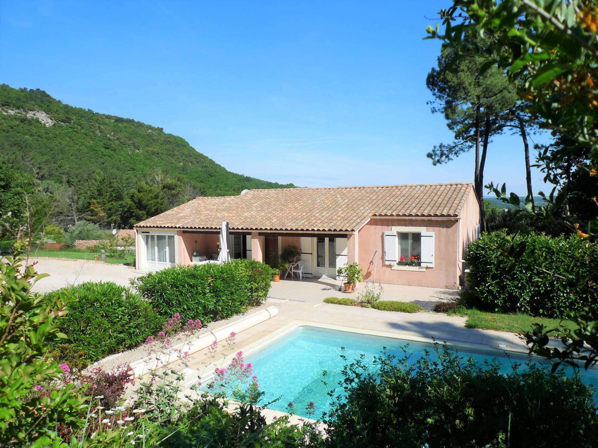 En position dominante, quartier résidentiel