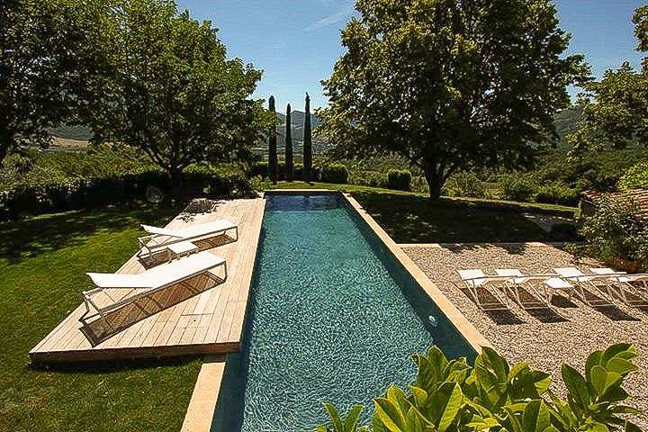 Une propriété pleine de charme aux portes de la Provence......