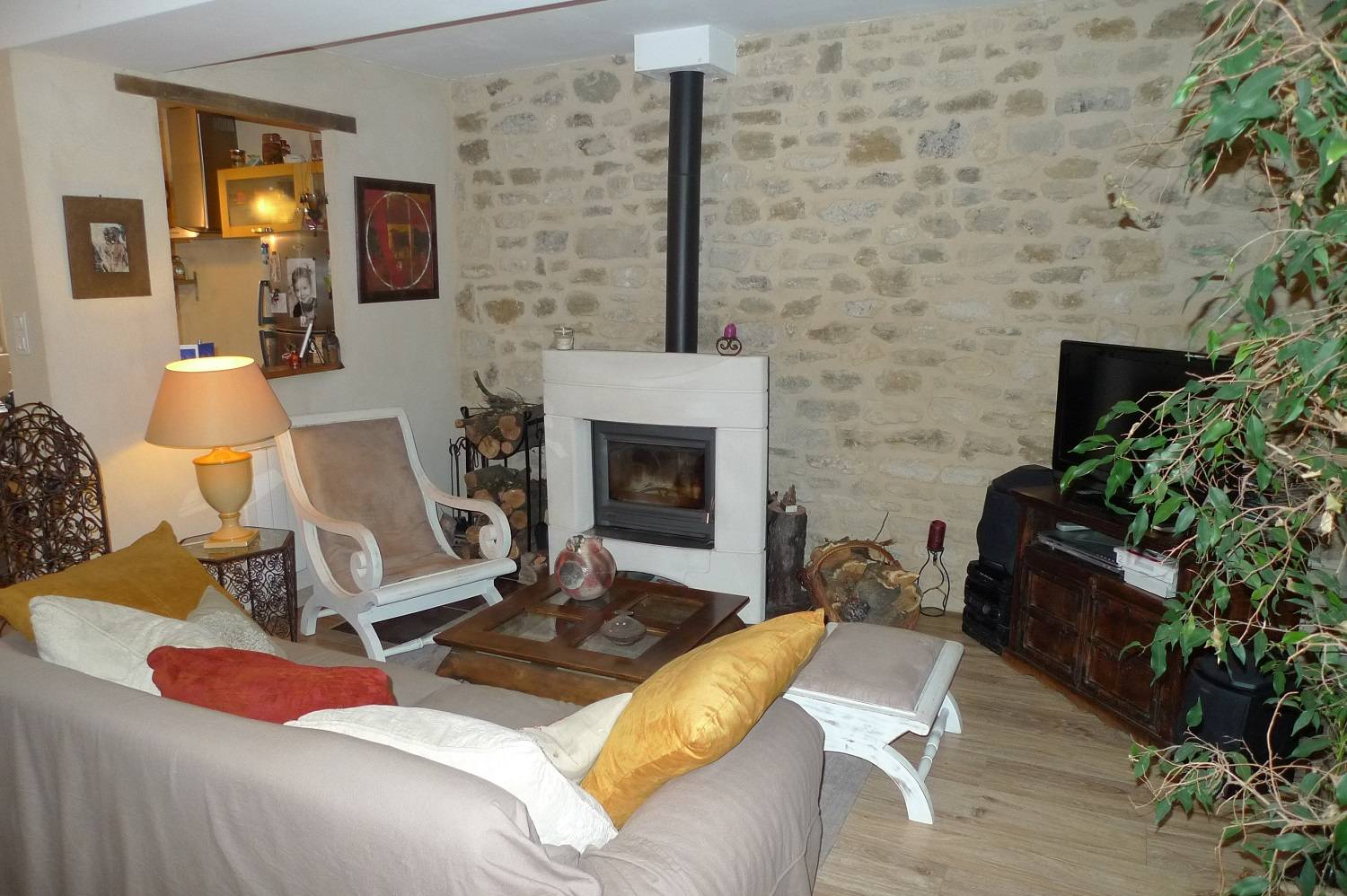 Maison de village A 10mn de Grignan proche commodités -VENDU PAR NOS SOINS