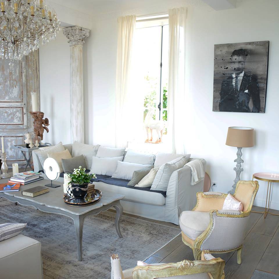 SOUS OFFRE  une maison de maître au cœur d'un village de la Provence