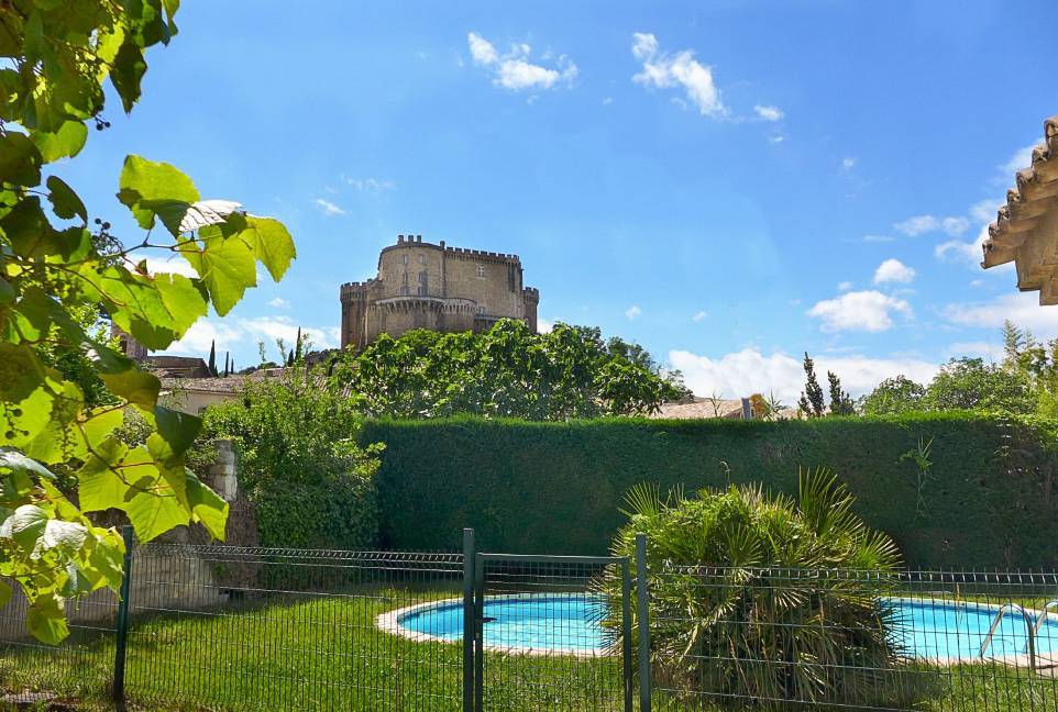  Mazet au coeur de Suze la Rousse, piscine, COMPROMIS SIGNE PAR NOS SOINS
