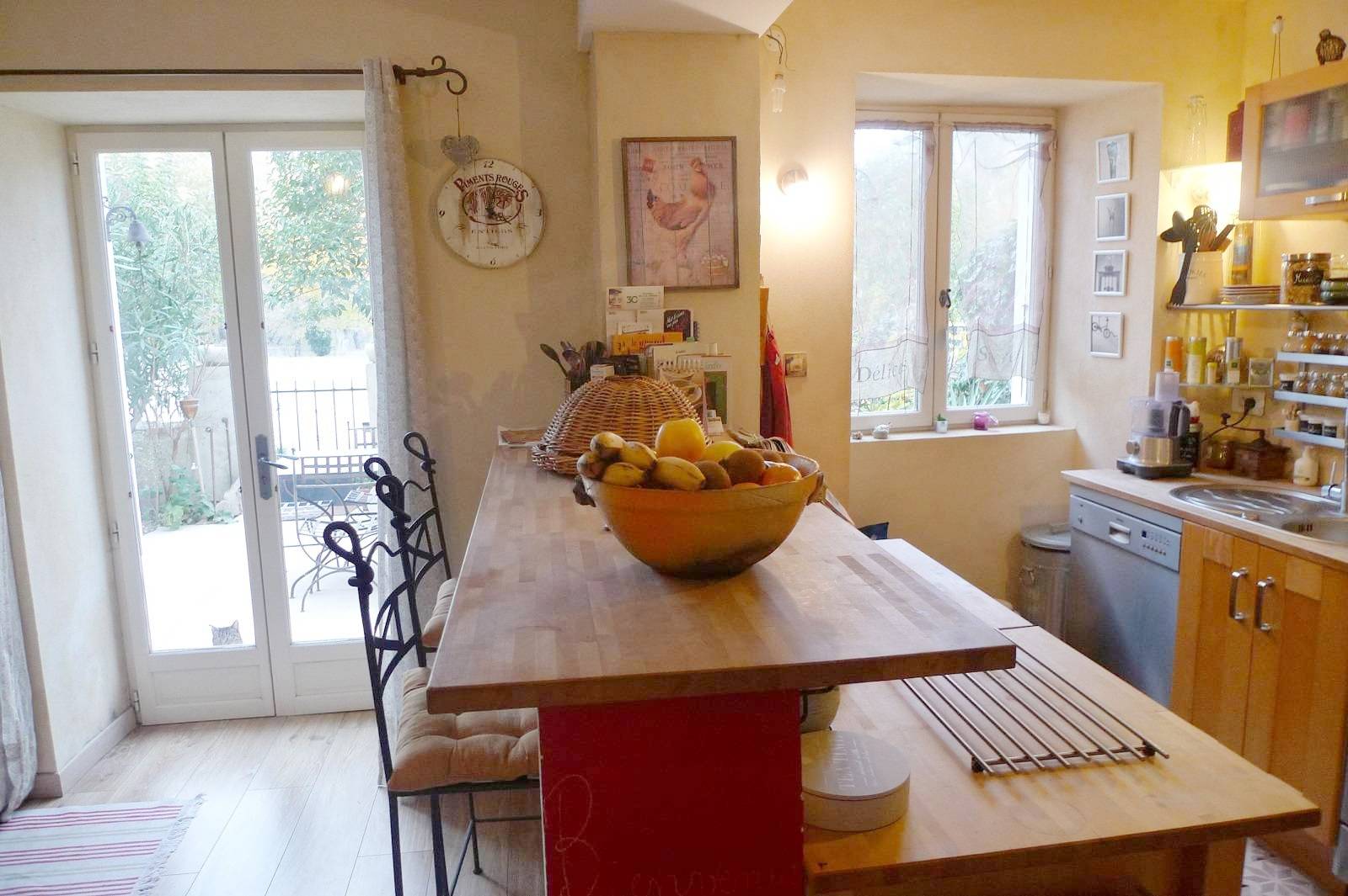 Maison de village A 10mn de Grignan proche commodités -VENDU PAR NOS SOINS