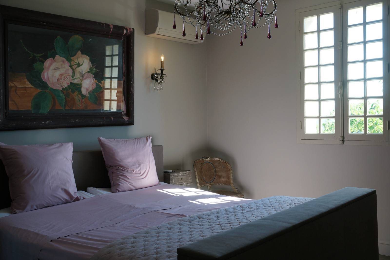 SOUS OFFRE  une maison de maître au cœur d'un village de la Provence