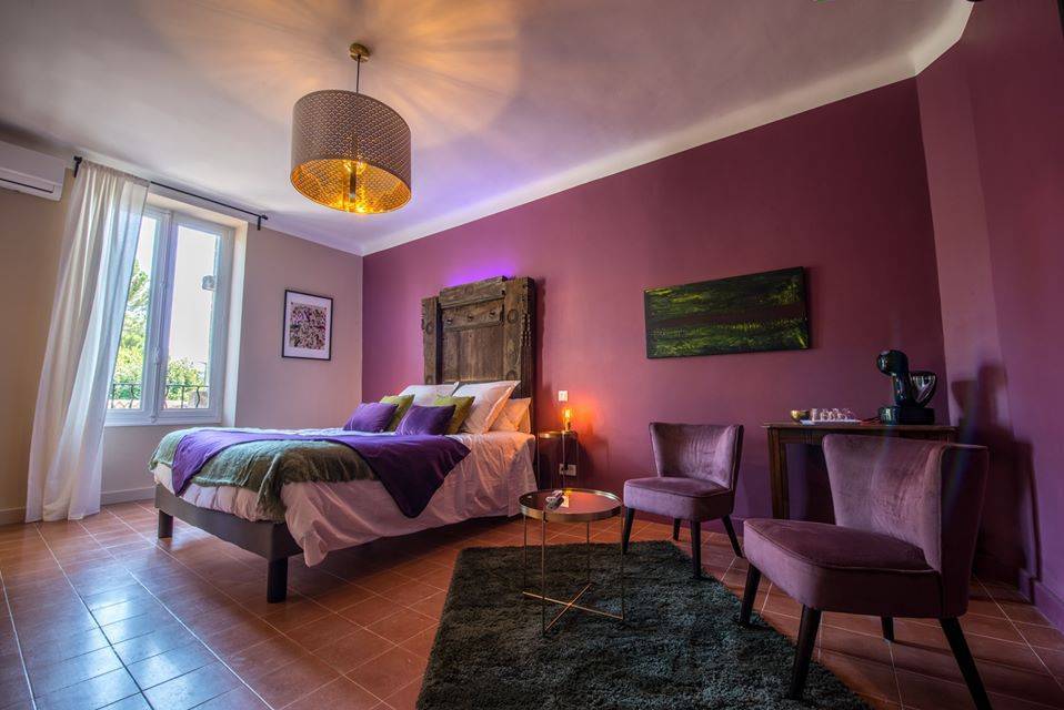  en Drome Provençale, Grande maison  rénovée  avec  piscine et jardin