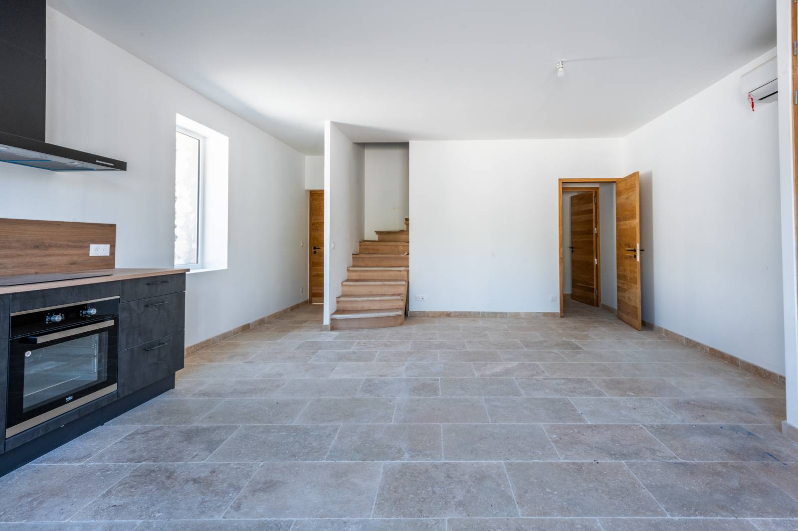 A  vendre duplex dans copropriété de standing Entre Bollène et Saint Paul Trois Châteaux  