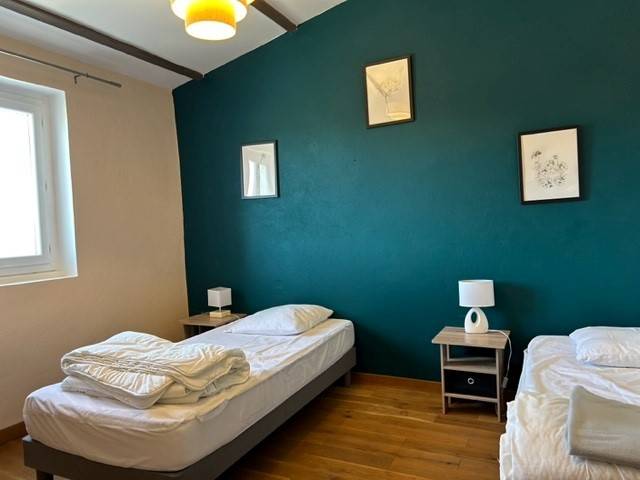 Joli pied à terre en Provence - St Restitut jardin et piscine, belle rénovation 