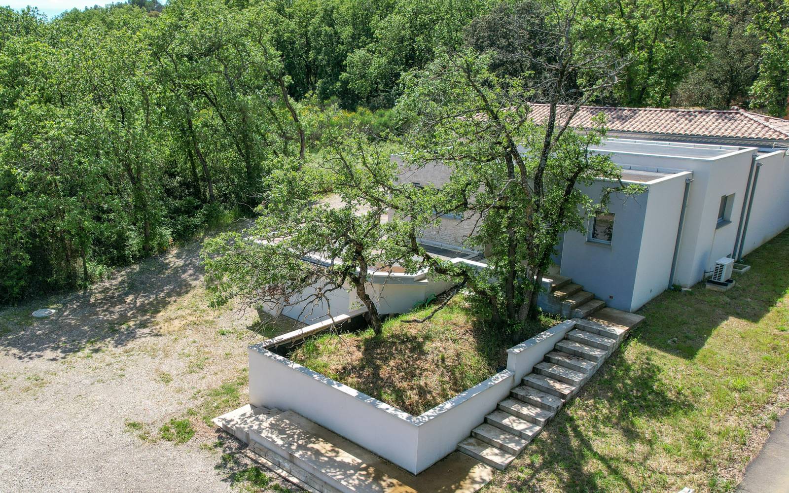 rèf 4341- A vendre Villa contemporaine Saint Paul trois châteaux en Drome Provençale 