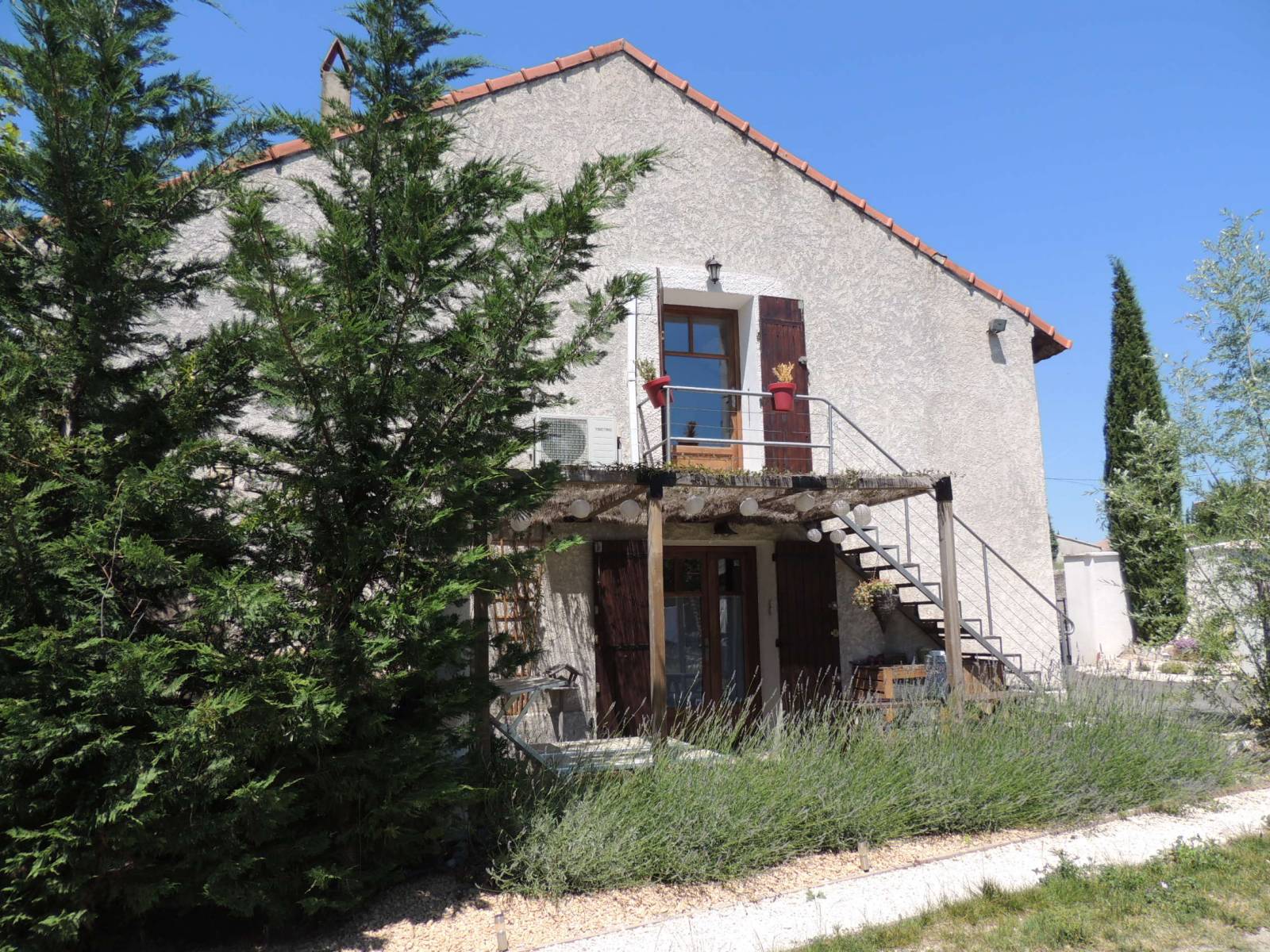 A vendre Visan, appartement dans petite copropriété de 4 lots   