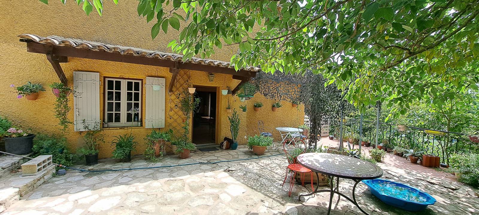 Réf 4215 - A vendre jolie ferme dans charmant village SAINT PAULET DE CAISSON  