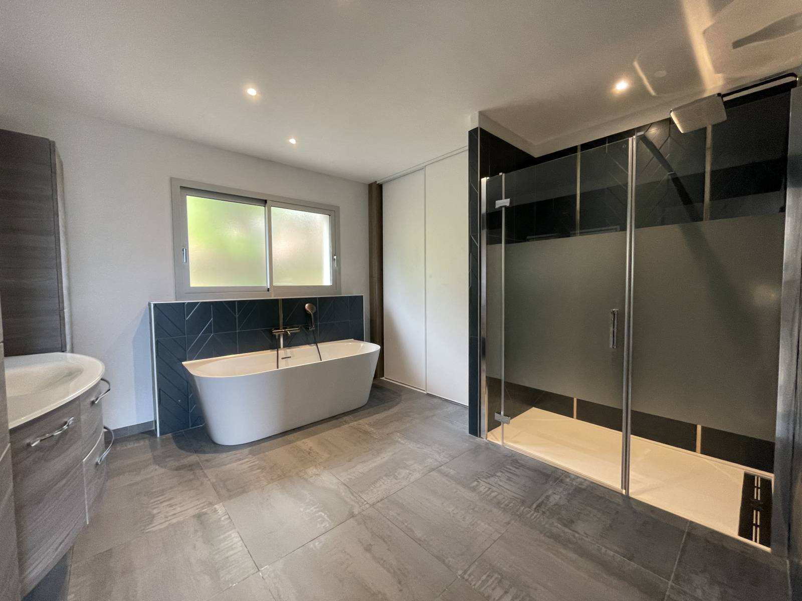 rèf 4341- A vendre Villa contemporaine Saint Paul trois châteaux en Drome Provençale 