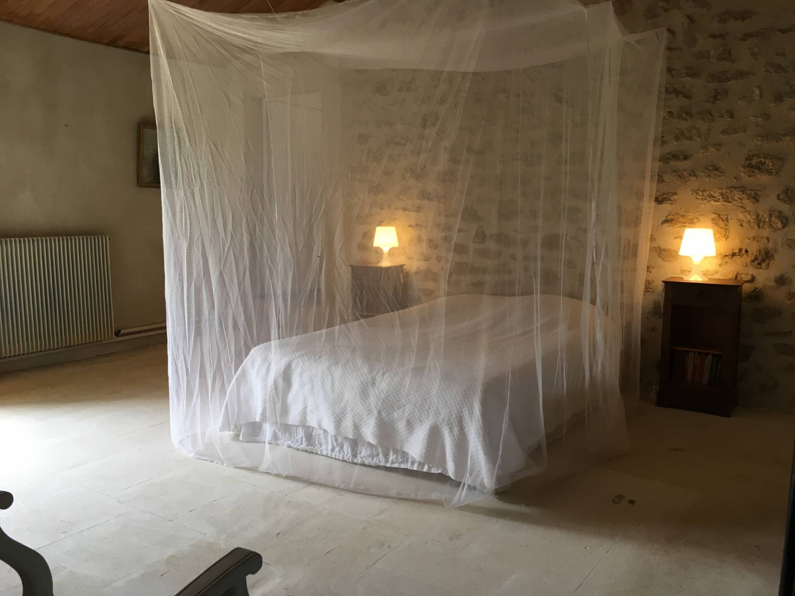 Propriété de Charme à Grignan en campagne ancienne magnannerie