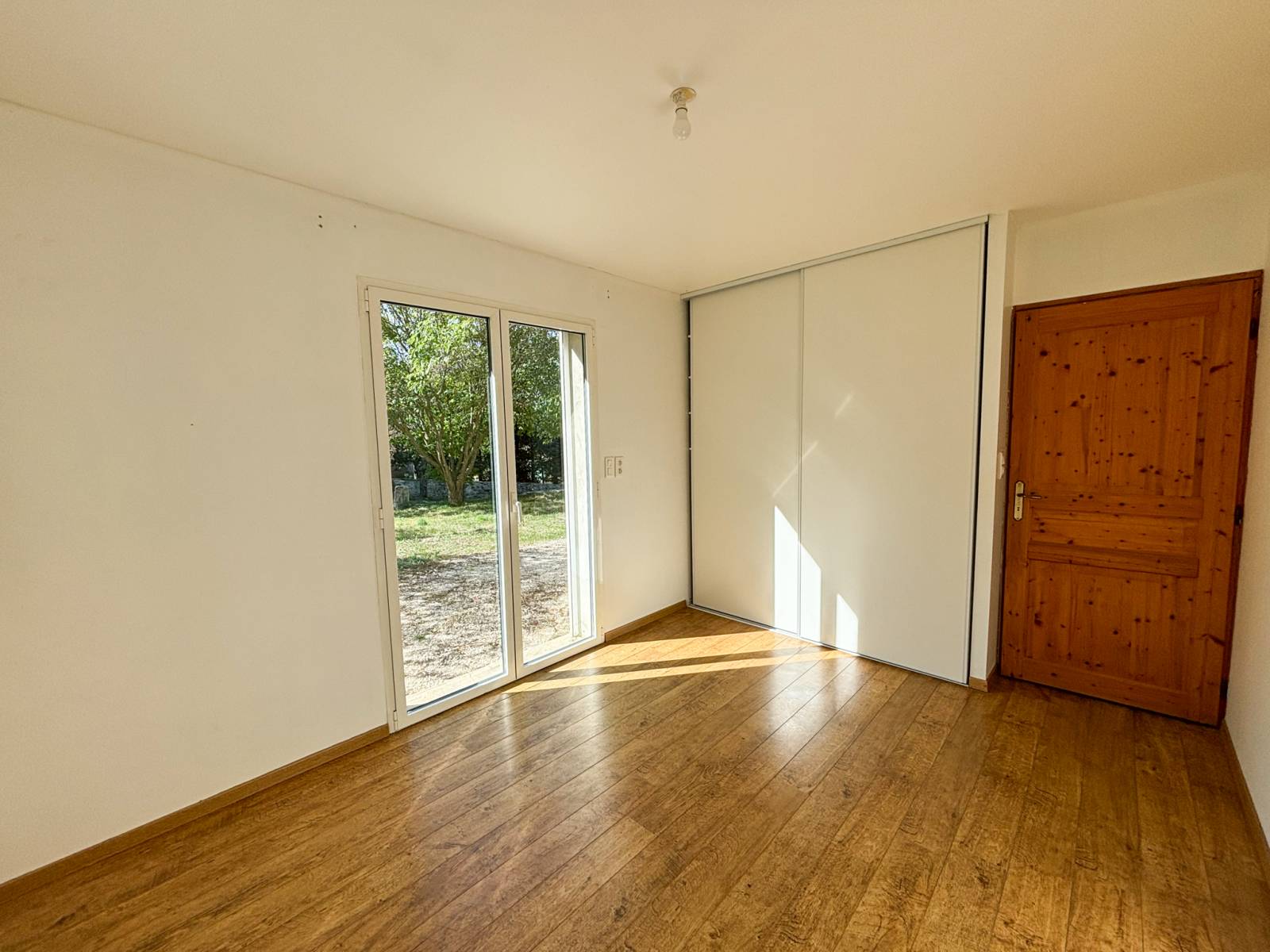 SOUS OFFRE -  villa de plain pied secteur Taulignan,  vaste sous sol