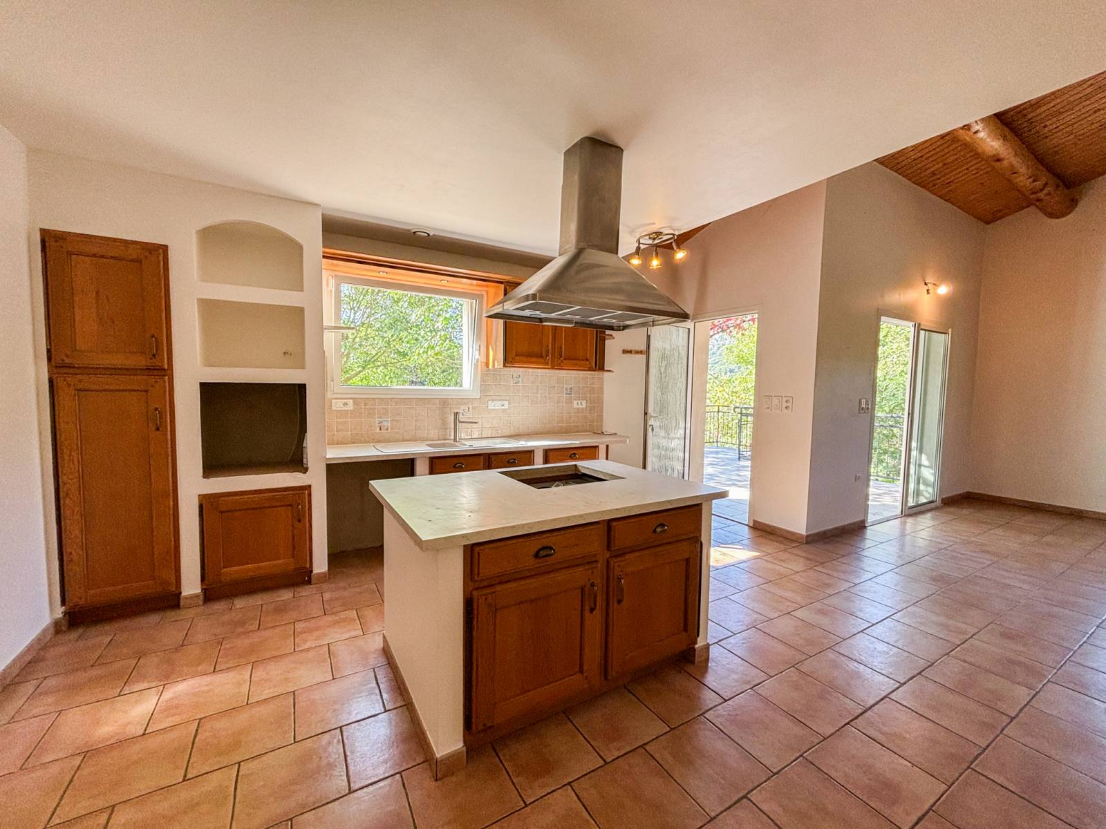 SOUS OFFRE -  villa de plain pied secteur Taulignan,  vaste sous sol