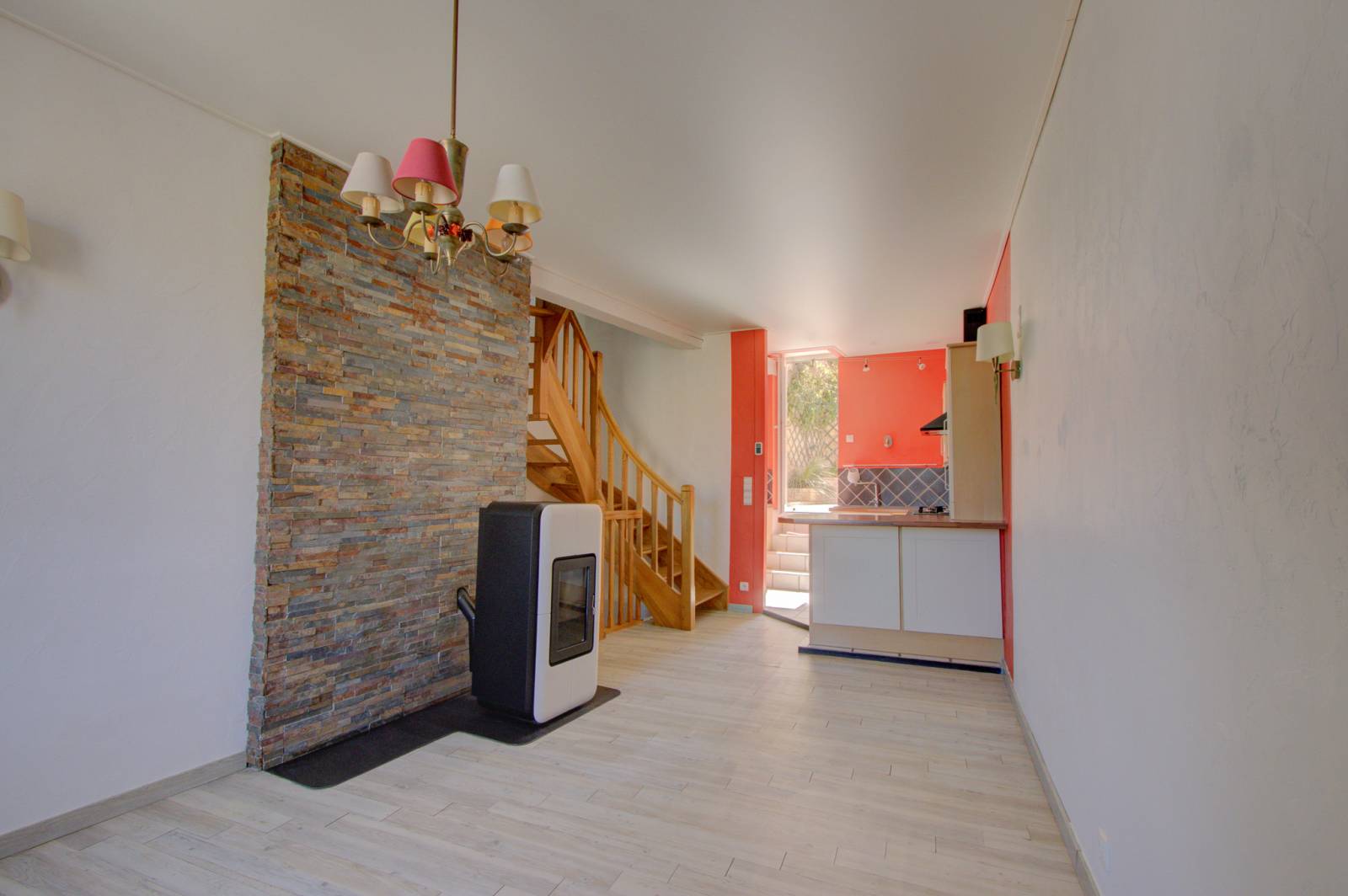 salon ouvert sur cuisine