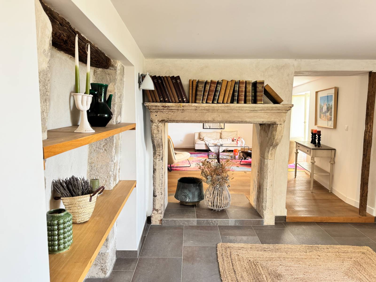 A vendre Maison  au coeur du village avec vue sur la campagne provençale Grignan  