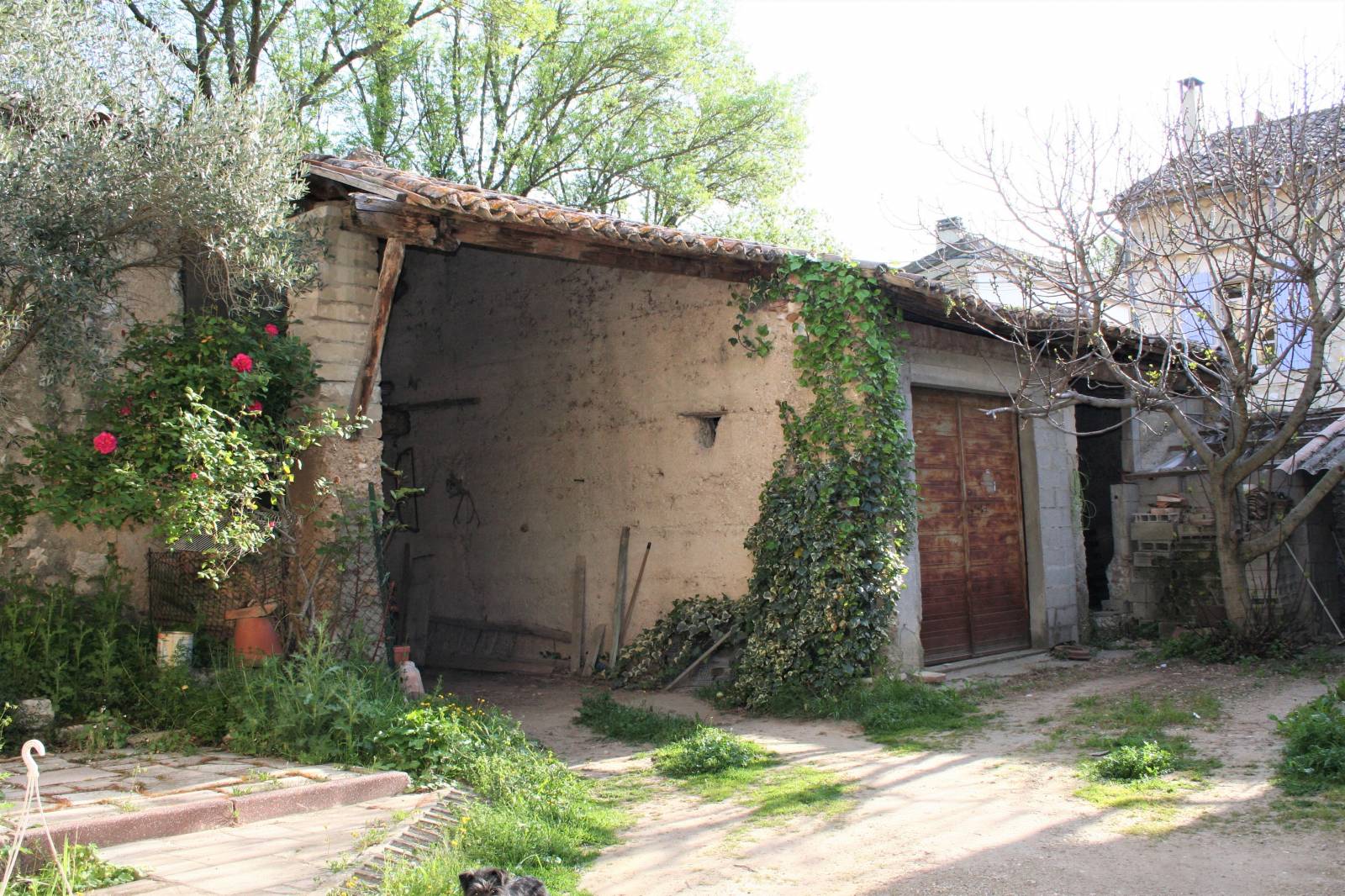 Maison bourgeoise à rénover VENDUE PAR NOTRE INTERMEDIAIRE Drôme provençale  à rénover